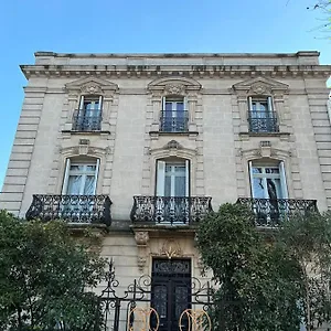 Bed & Breakfast Maison Douce, Arles